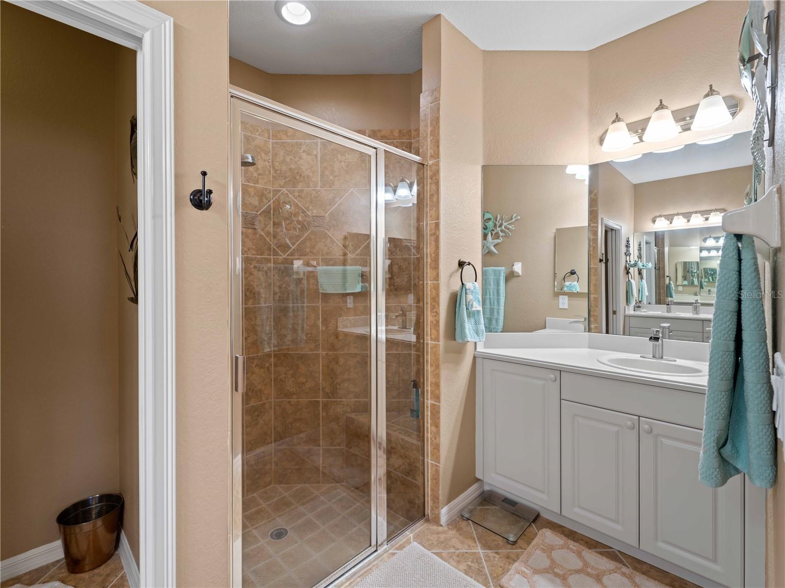 482 MONTELLUNA DR, NORTH VENICE, FL, 34275
