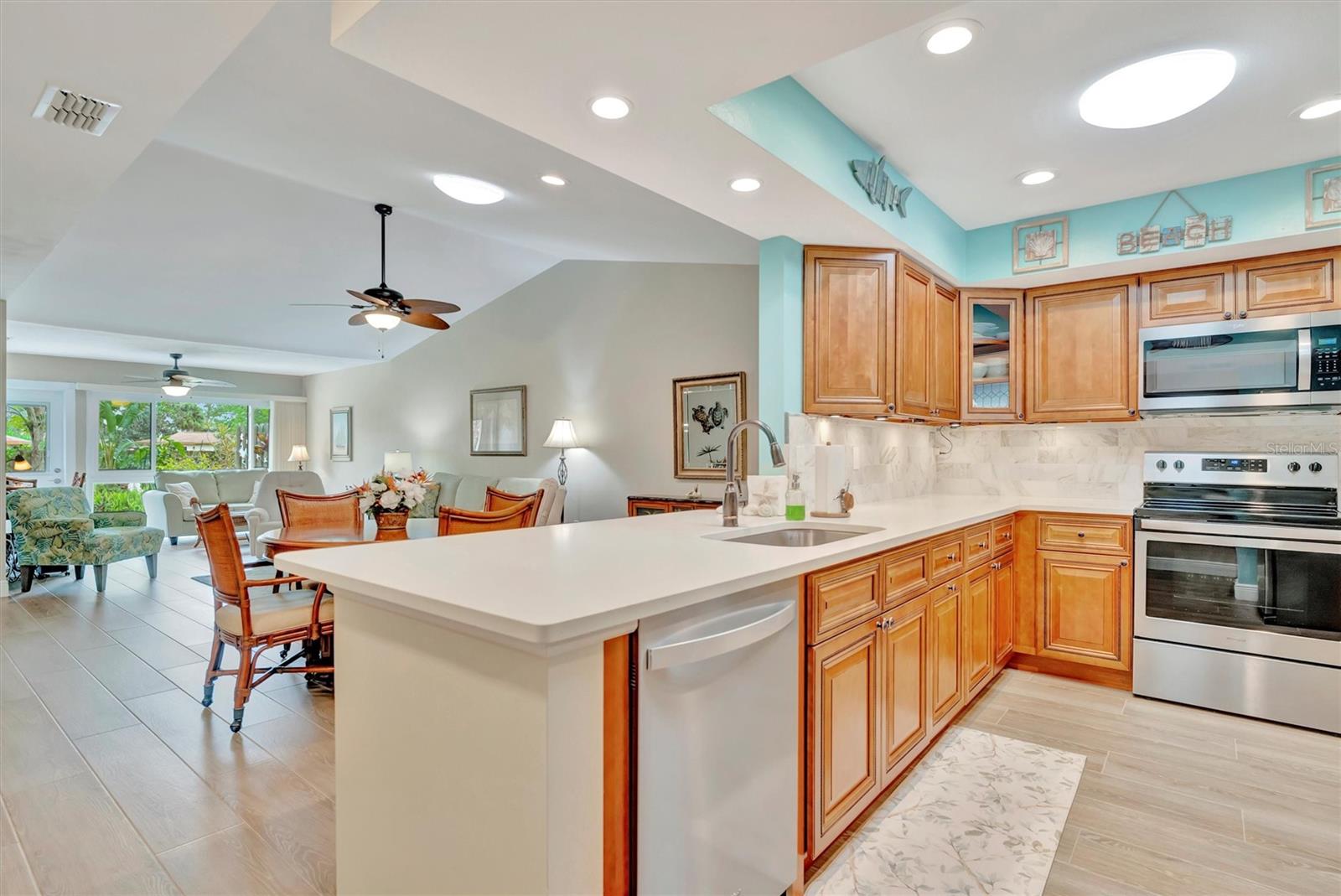 7167 WOOD CREEK DR #3, SARASOTA, FL, 34231