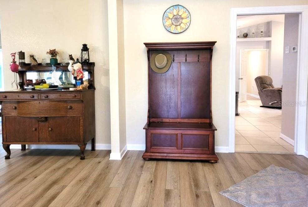 21217 KNOLLWOOD AVE, PORT CHARLOTTE, FL, 33952
