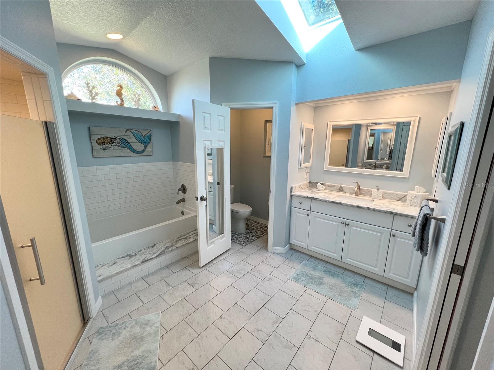 21217 KNOLLWOOD AVE, PORT CHARLOTTE, FL, 33952