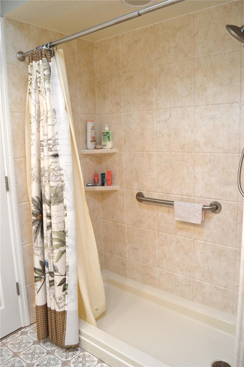 21217 KNOLLWOOD AVE, PORT CHARLOTTE, FL, 33952