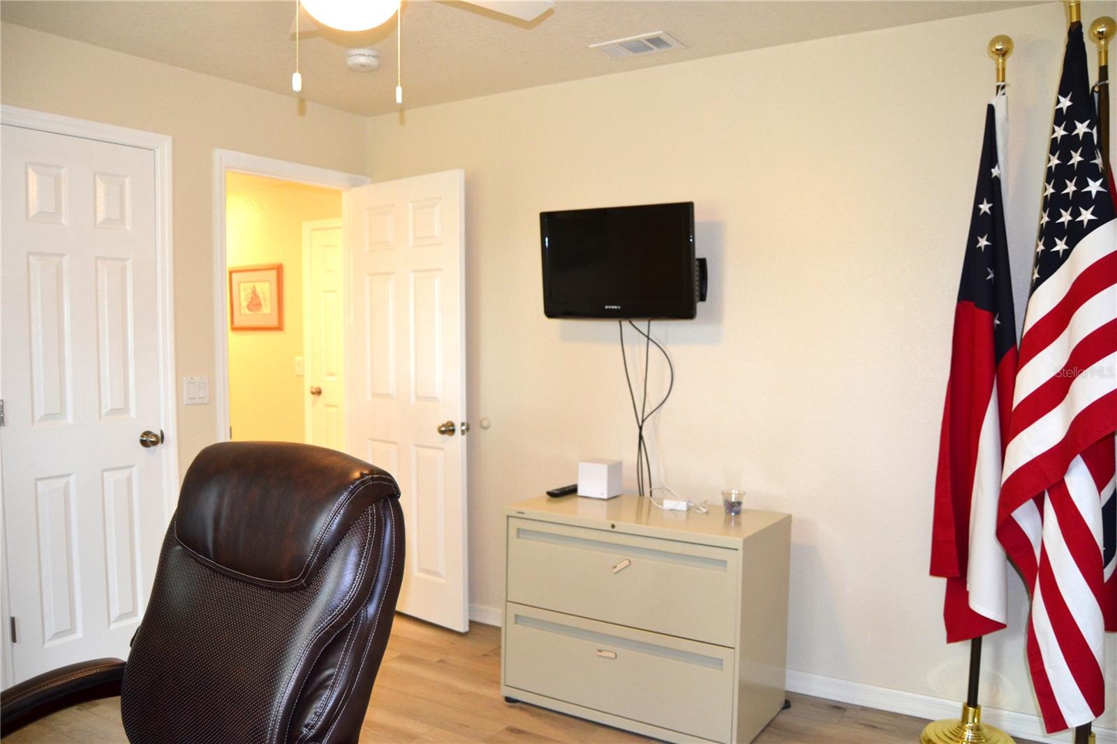 21217 KNOLLWOOD AVE, PORT CHARLOTTE, FL, 33952