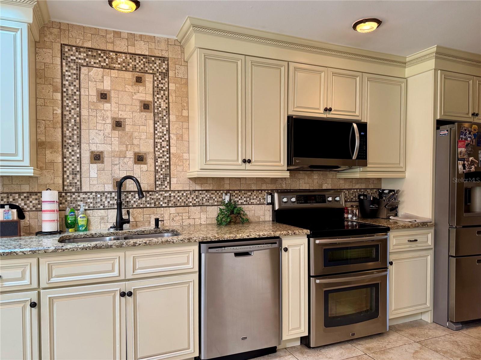 121 WIMBLEDON CIR, LAKE MARY, FL, 32746