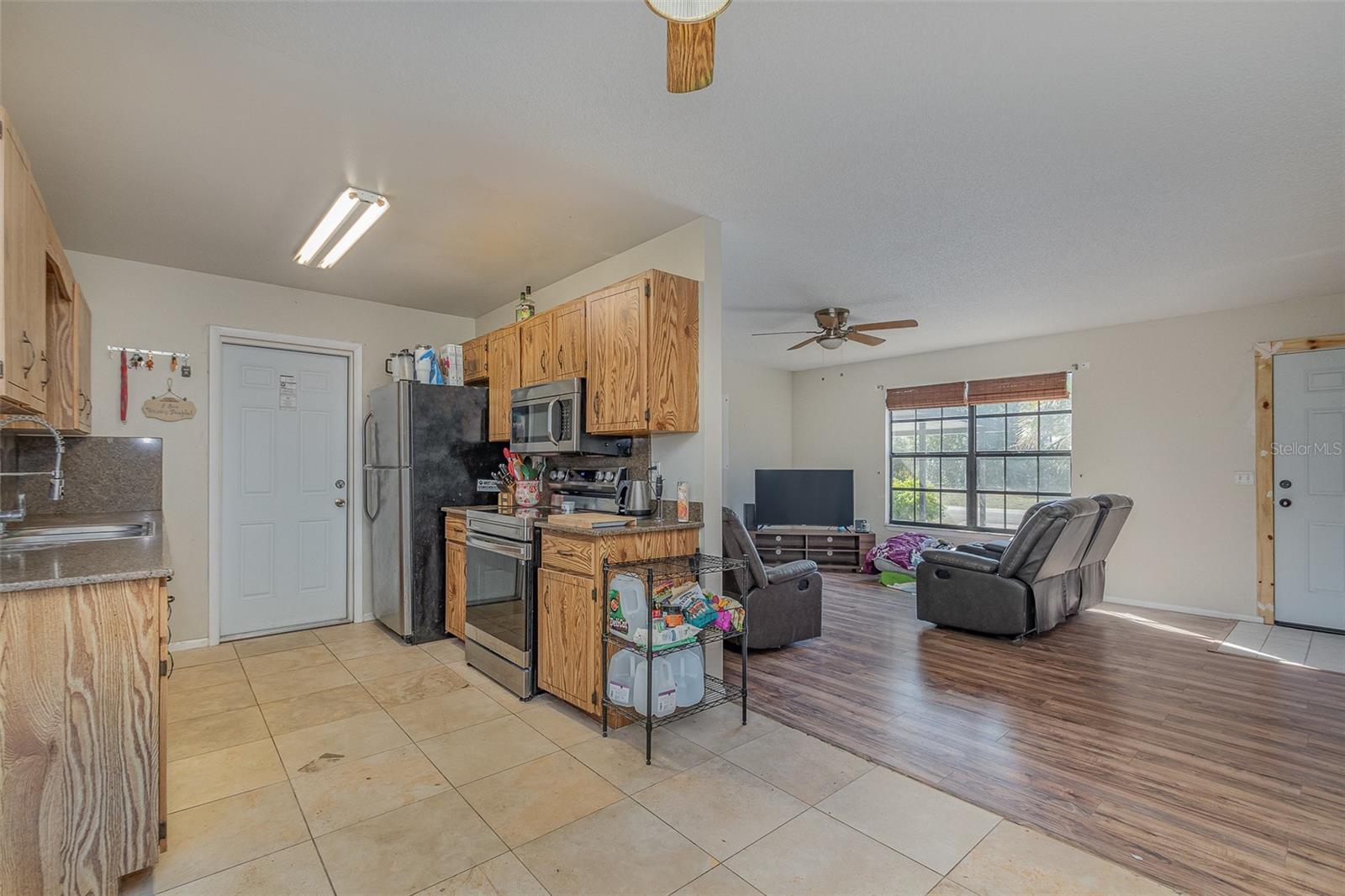 2841 W COVINGTON DR, DELTONA, FL, 32738