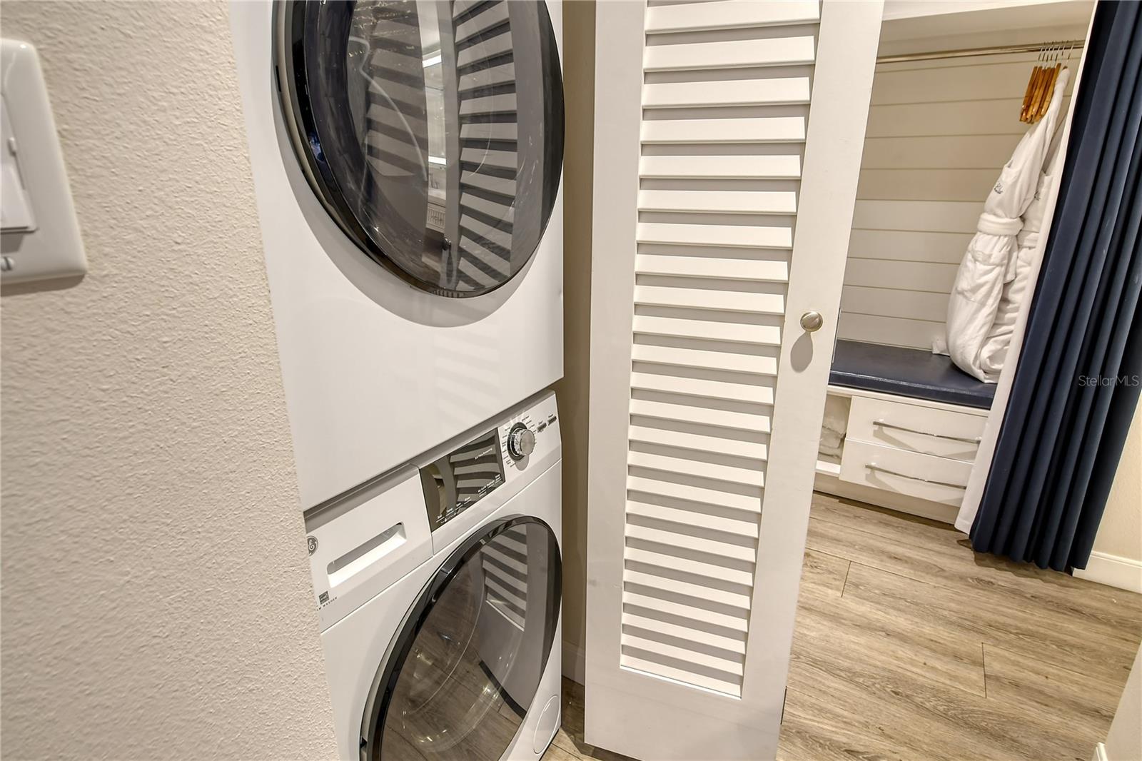 240 SANDS POINT RD #4201, LONGBOAT KEY, FL, 34228