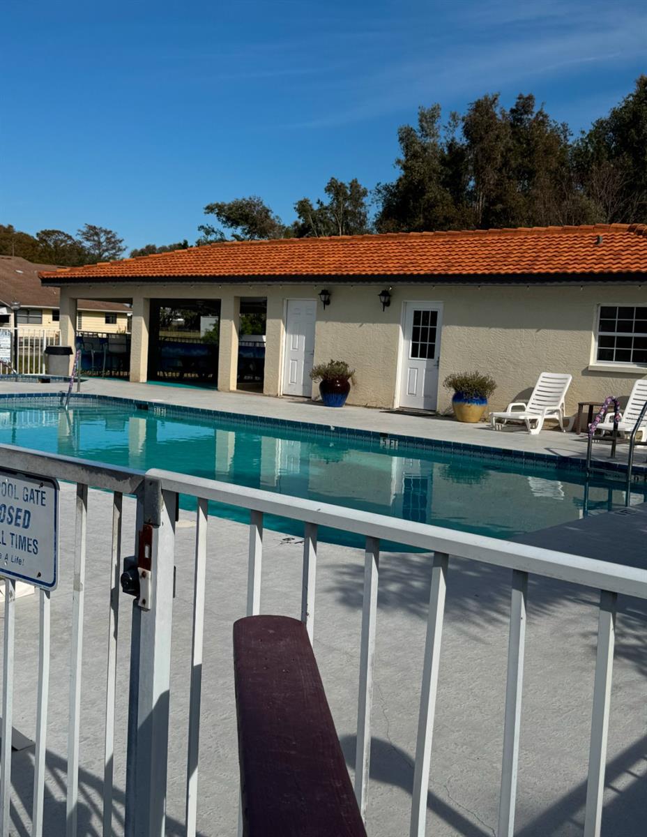 2571 CYPRUS DR #1-105, PALM HARBOR, FL, 34684