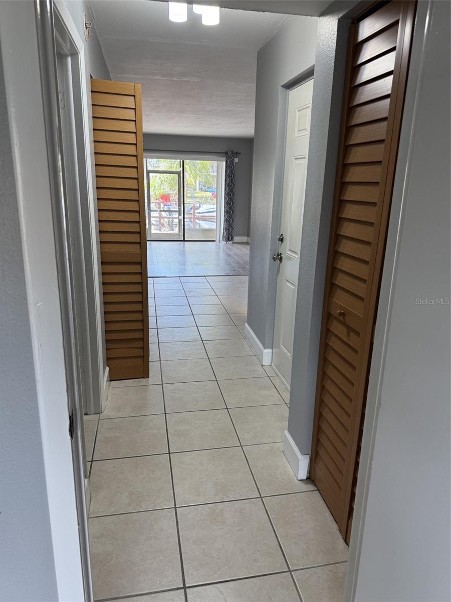 2571 CYPRUS DR #1-105, PALM HARBOR, FL, 34684