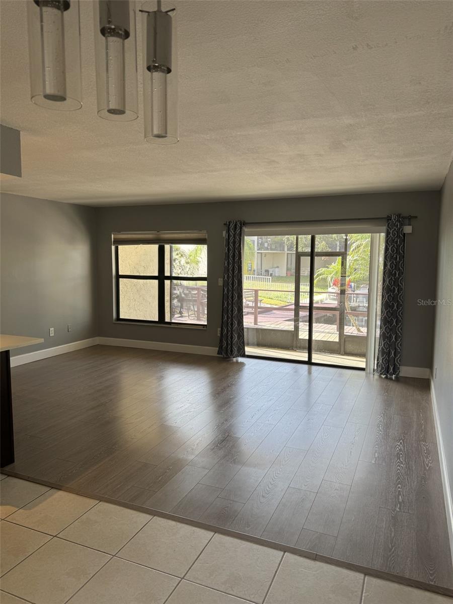 2571 CYPRUS DR #1-105, PALM HARBOR, FL, 34684