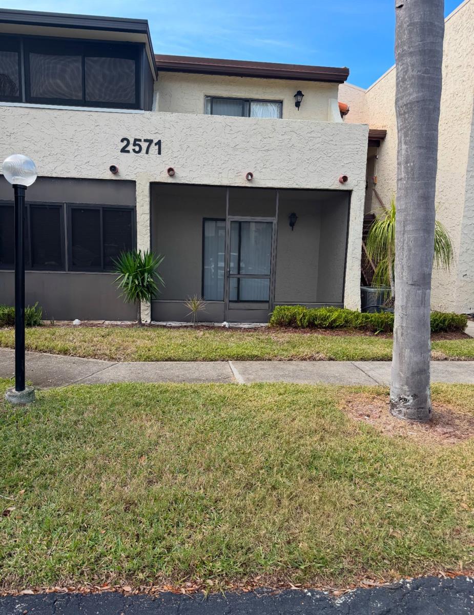2571 CYPRUS DR #1-105, PALM HARBOR, FL, 34684