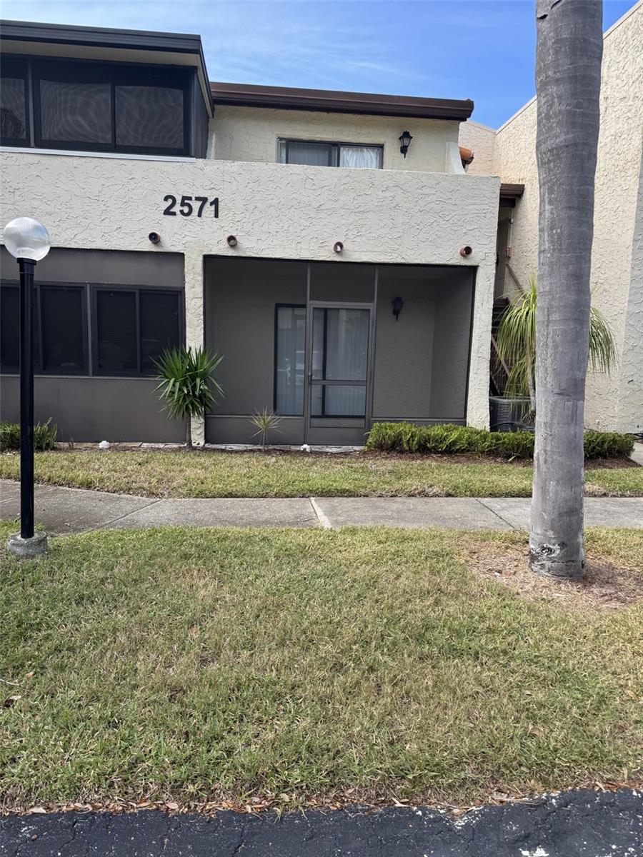 2571 CYPRUS DR #1-105, PALM HARBOR, FL, 34684