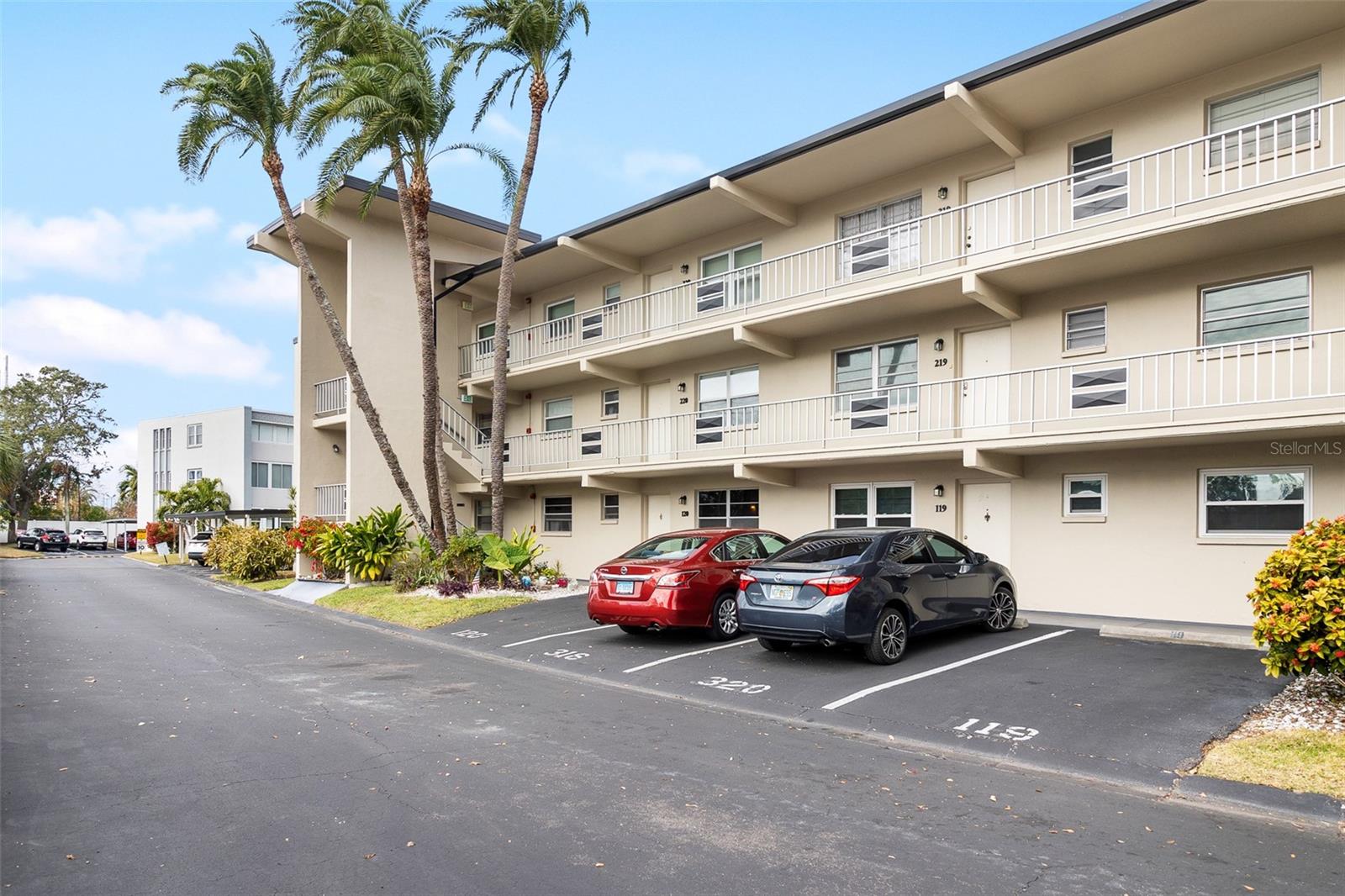 9940 47TH AVE N #120, ST PETERSBURG, FL, 33708