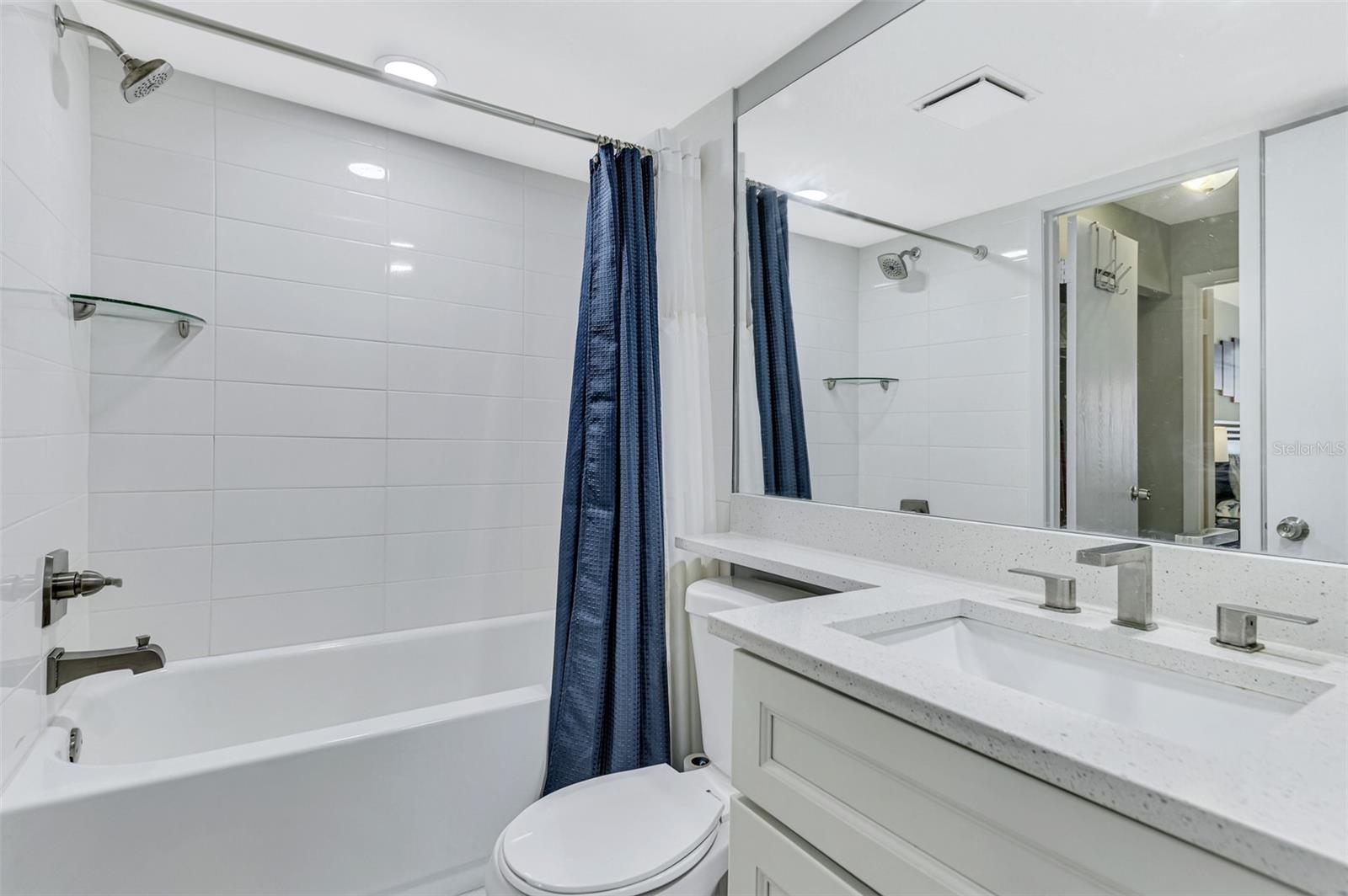 1618 STICKNEY POINT RD #1618-202, SARASOTA, FL, 34231