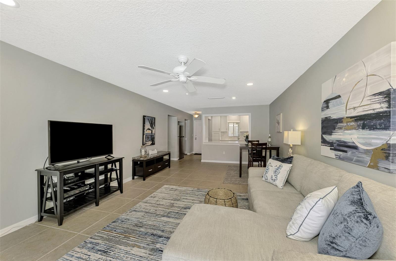 1618 STICKNEY POINT RD #1618-202, SARASOTA, FL, 34231
