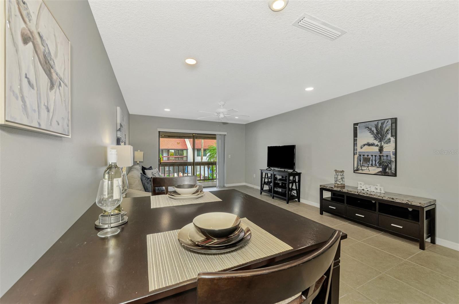 1618 STICKNEY POINT RD #1618-202, SARASOTA, FL, 34231