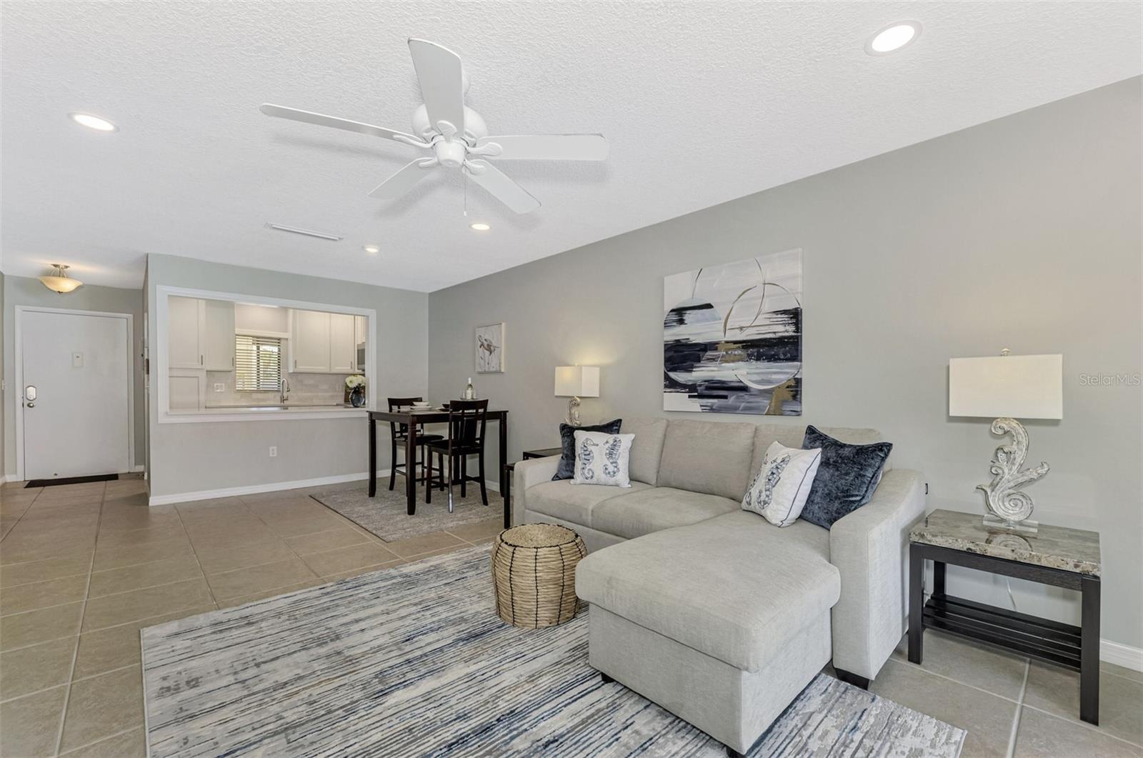 1618 STICKNEY POINT RD #1618-202, SARASOTA, FL, 34231