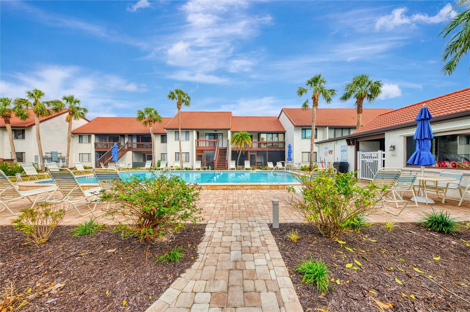 1618 STICKNEY POINT RD #1618-202, SARASOTA, FL, 34231