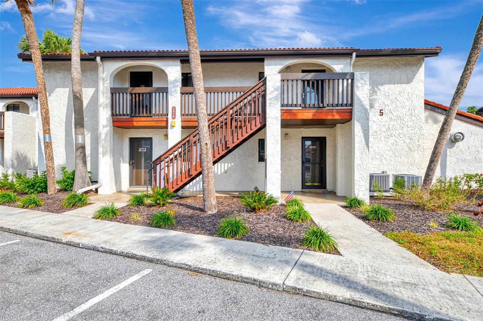 1618 STICKNEY POINT RD #1618-202, SARASOTA, FL, 34231