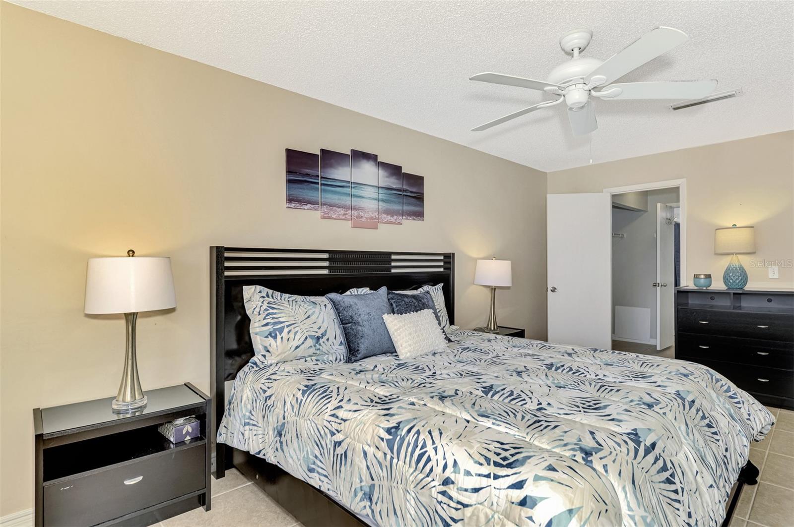 1618 STICKNEY POINT RD #1618-202, SARASOTA, FL, 34231