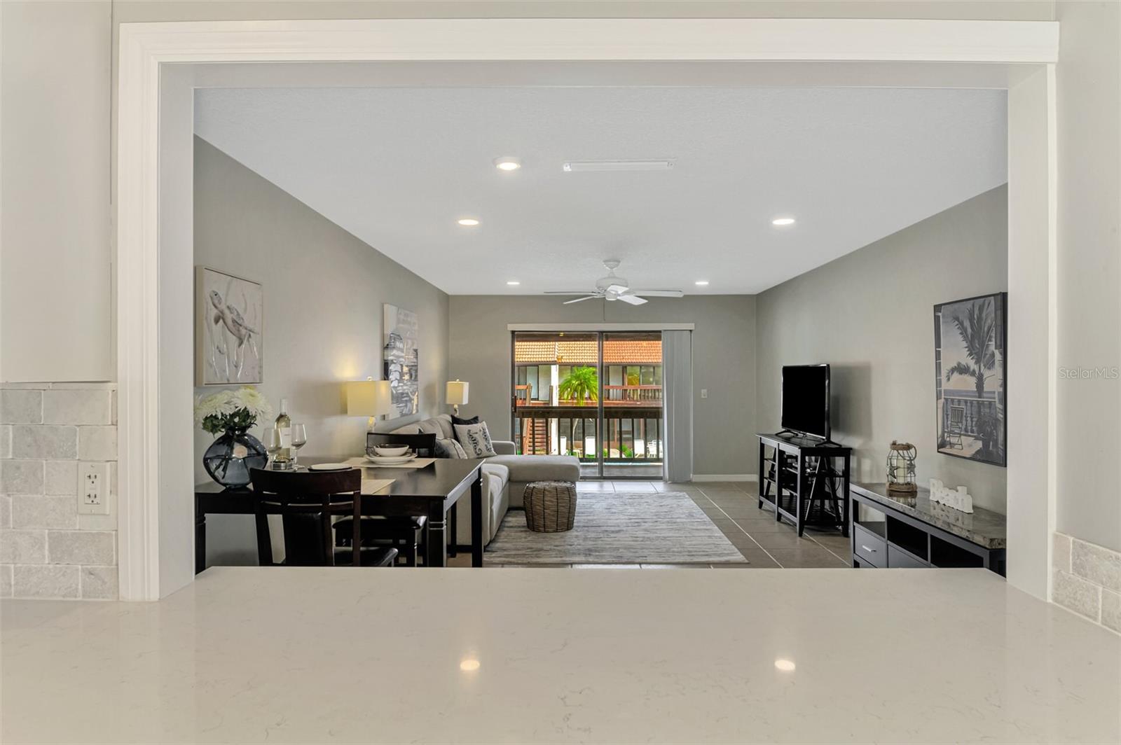 1618 STICKNEY POINT RD #1618-202, SARASOTA, FL, 34231