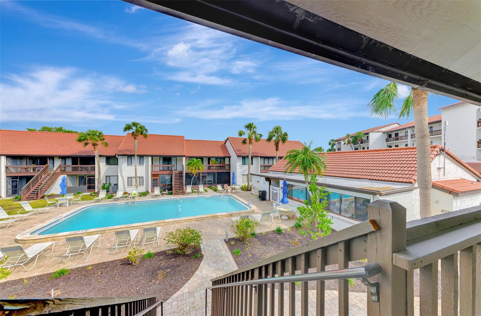 1618 STICKNEY POINT RD #1618-202, SARASOTA, FL, 34231