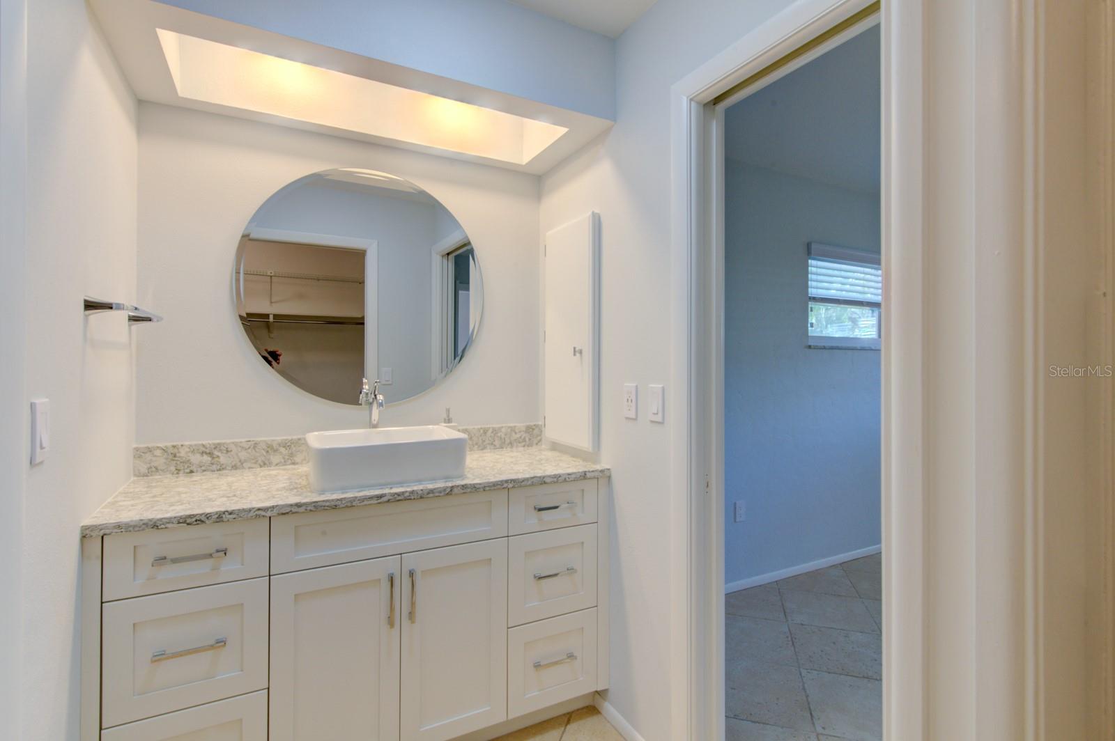 3313 PEMBROOK DR, SARASOTA, FL, 34239