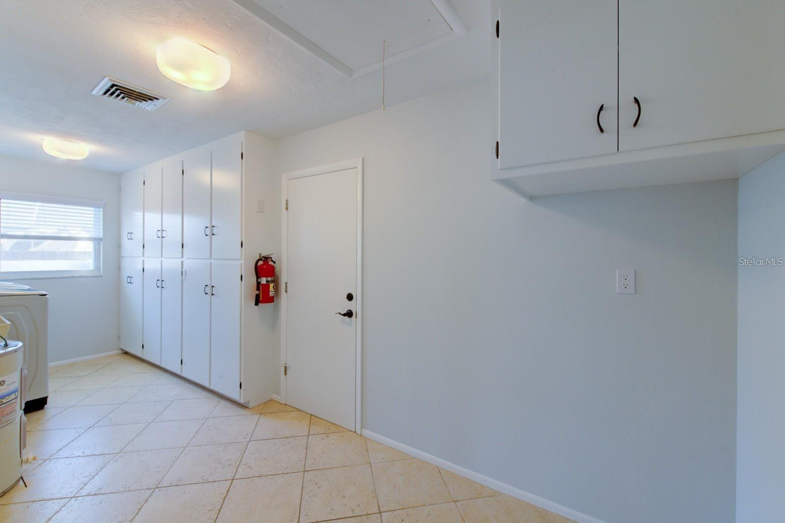 3313 PEMBROOK DR, SARASOTA, FL, 34239