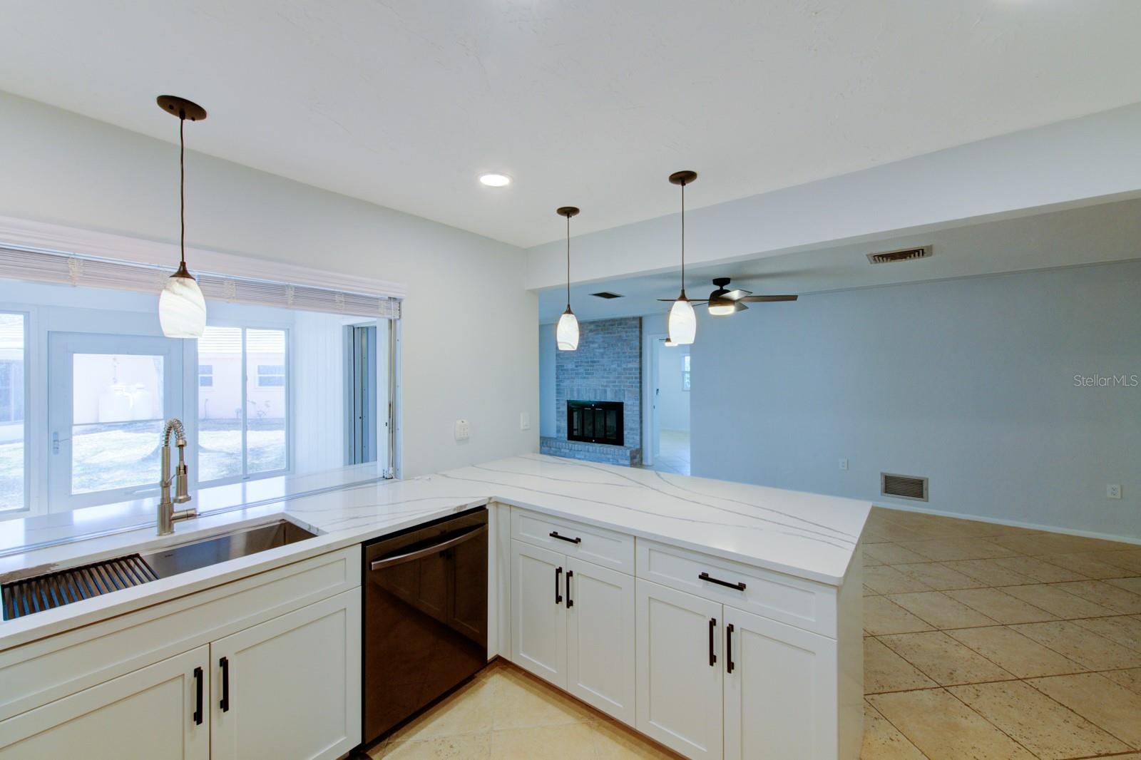 3313 PEMBROOK DR, SARASOTA, FL, 34239