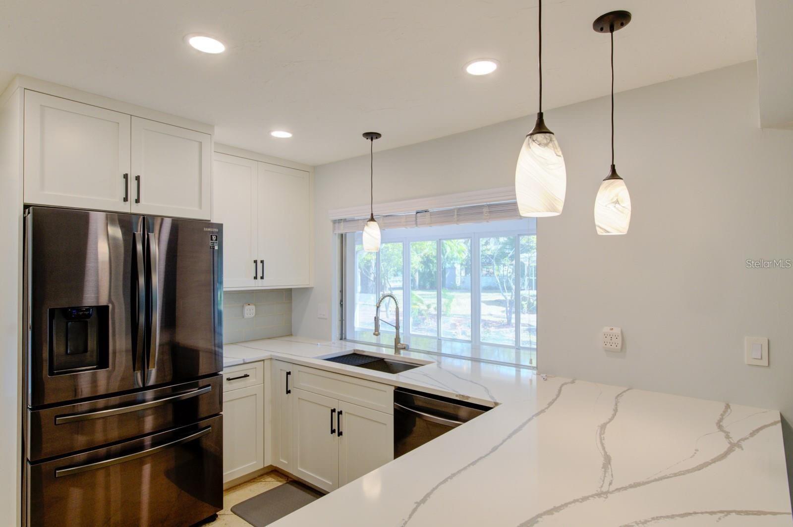 3313 PEMBROOK DR, SARASOTA, FL, 34239