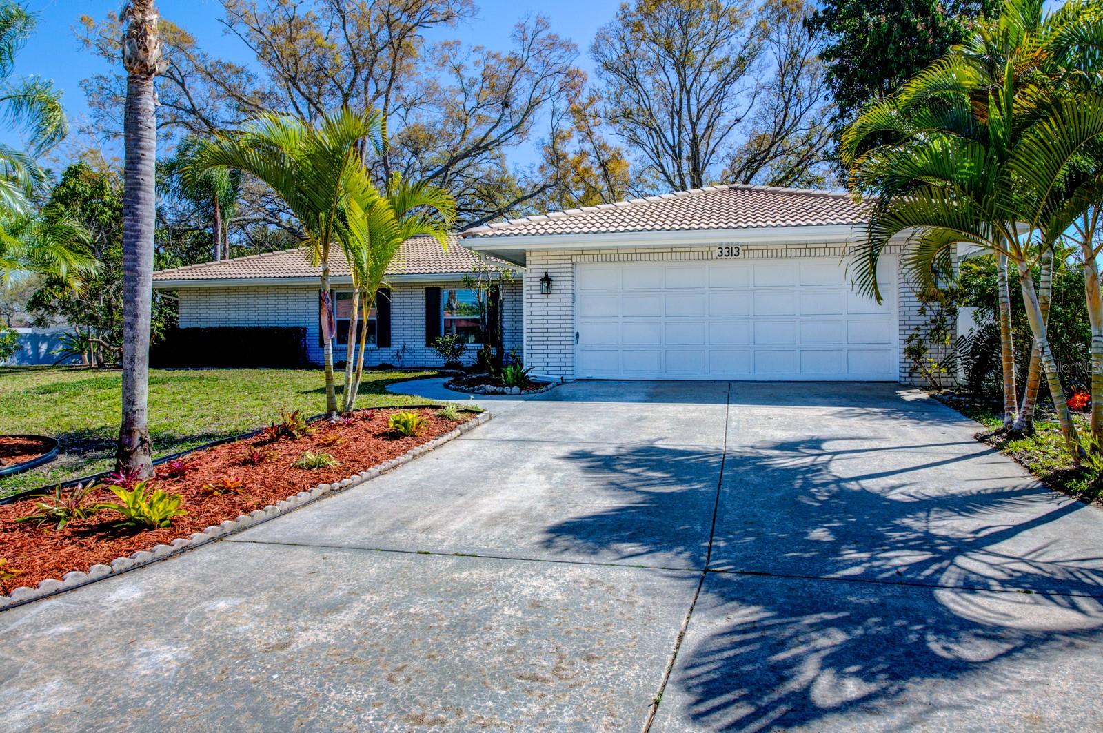 3313 PEMBROOK DR, SARASOTA, FL, 34239