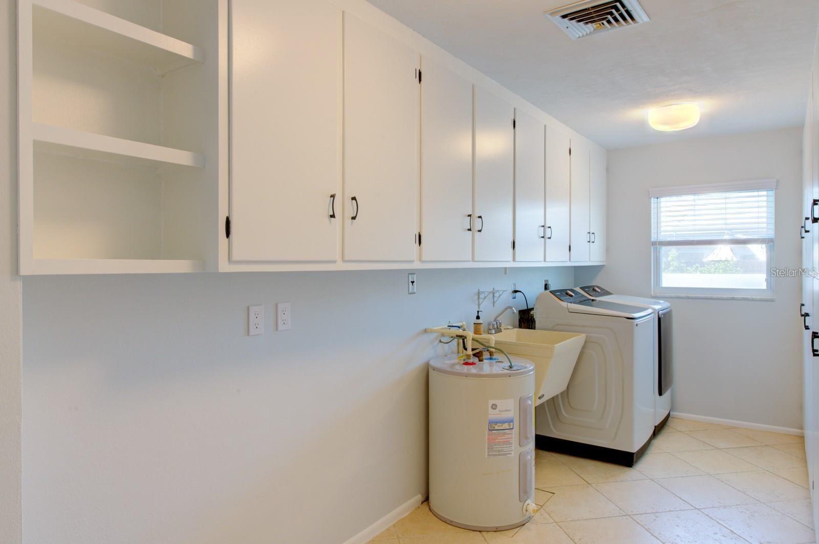 3313 PEMBROOK DR, SARASOTA, FL, 34239
