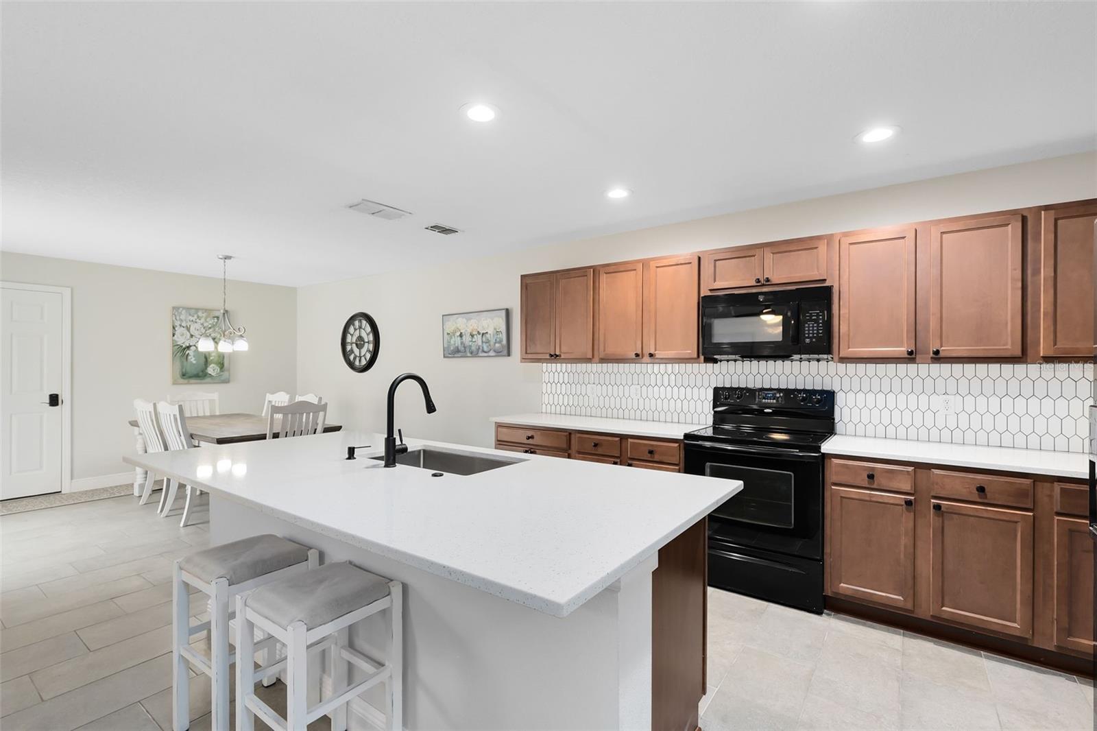 2511 FORMAX DR, ORLANDO, FL, 32828