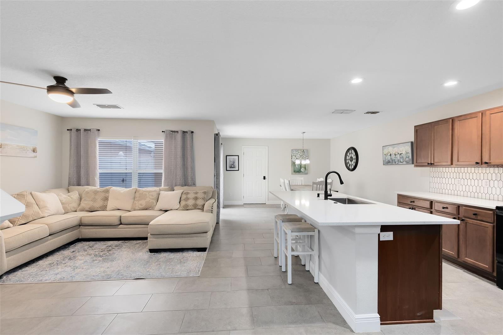 2511 FORMAX DR, ORLANDO, FL, 32828