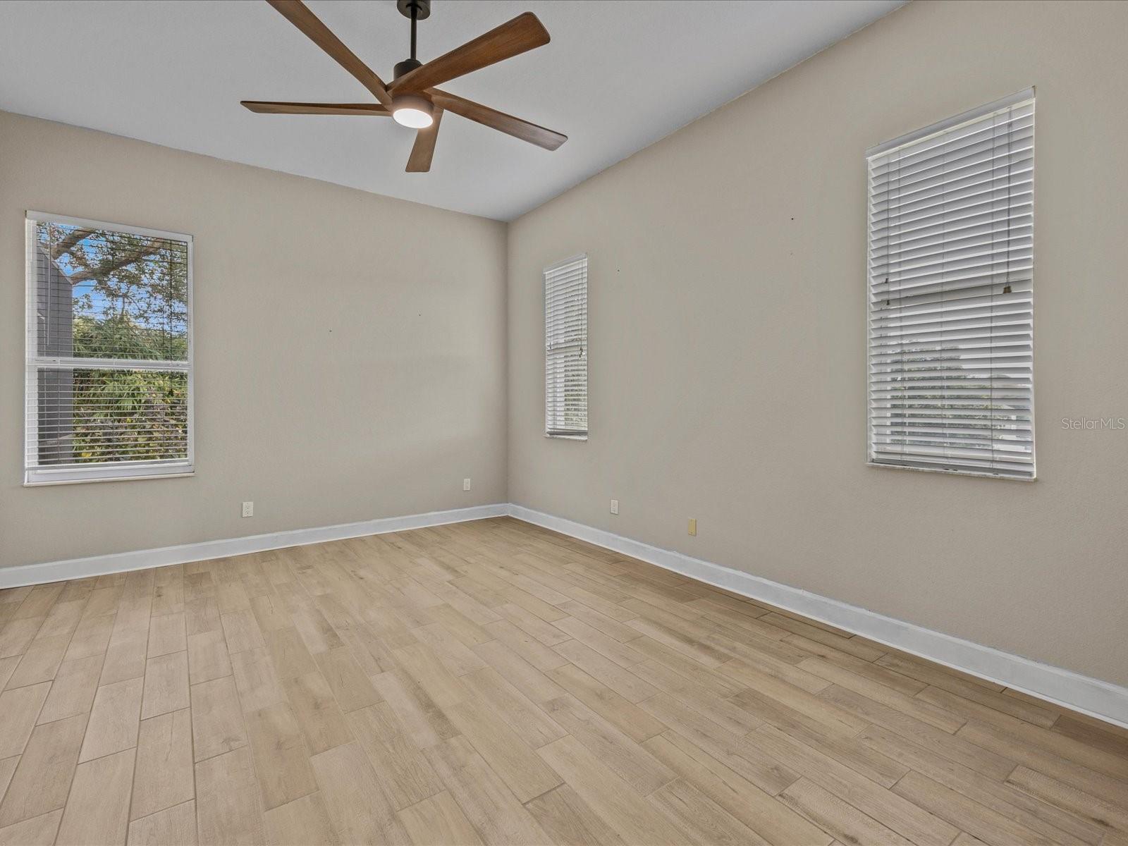 10537 VERSAILLES BLVD, CLERMONT, FL, 34711