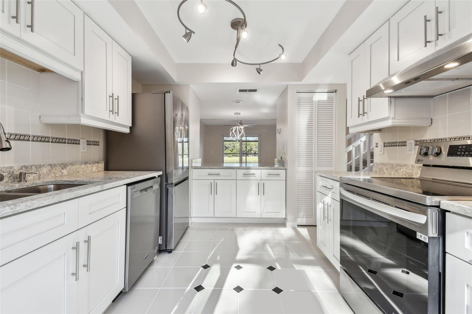 771 FAIRWOOD LN, CLEARWATER, FL, 33759