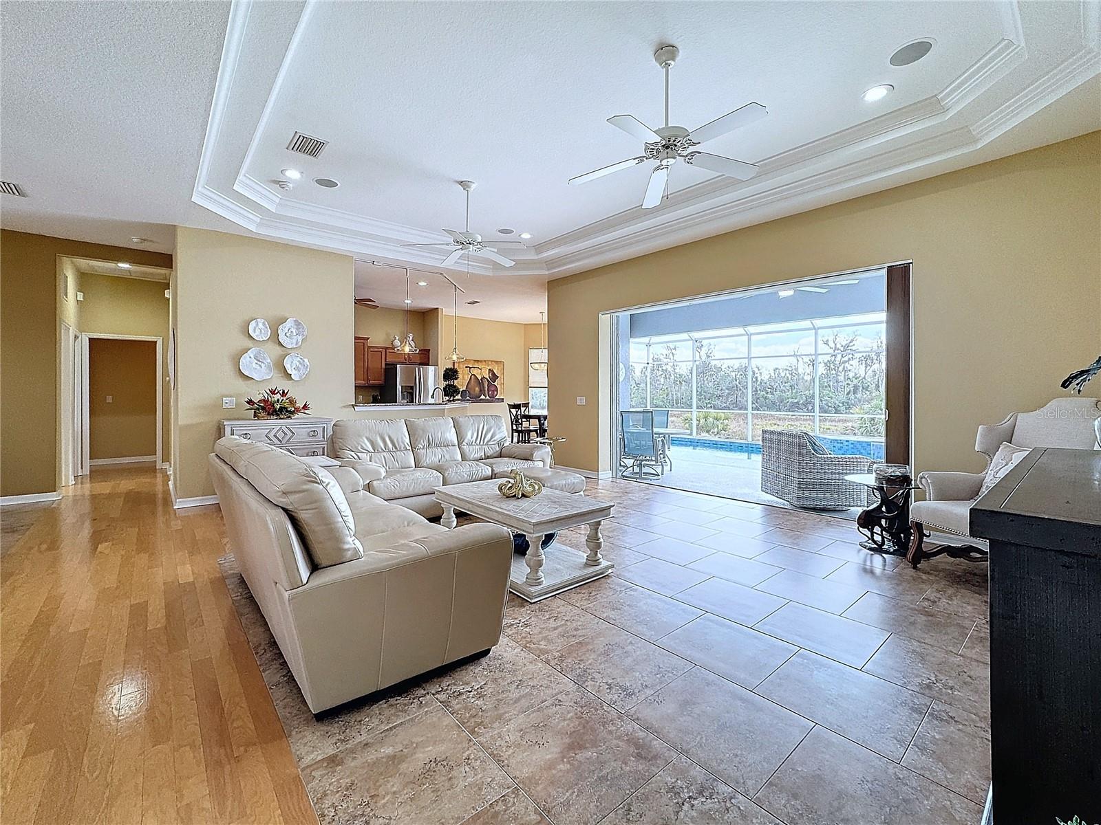 7011 74TH STREET CIR E, BRADENTON, FL, 34203