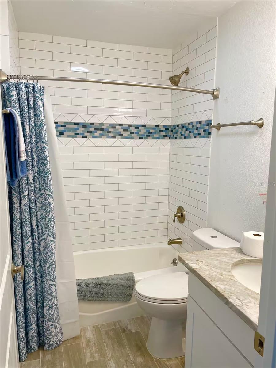 3907 10TH AVENUE DR W, BRADENTON, FL, 34205