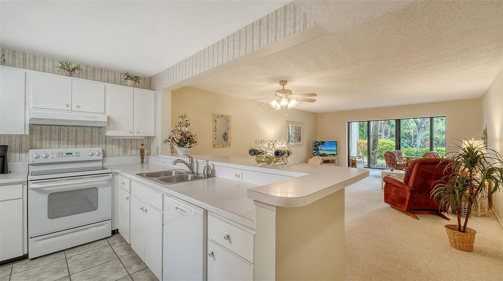 153 WILD PALM DR #153, BRADENTON, FL, 34210