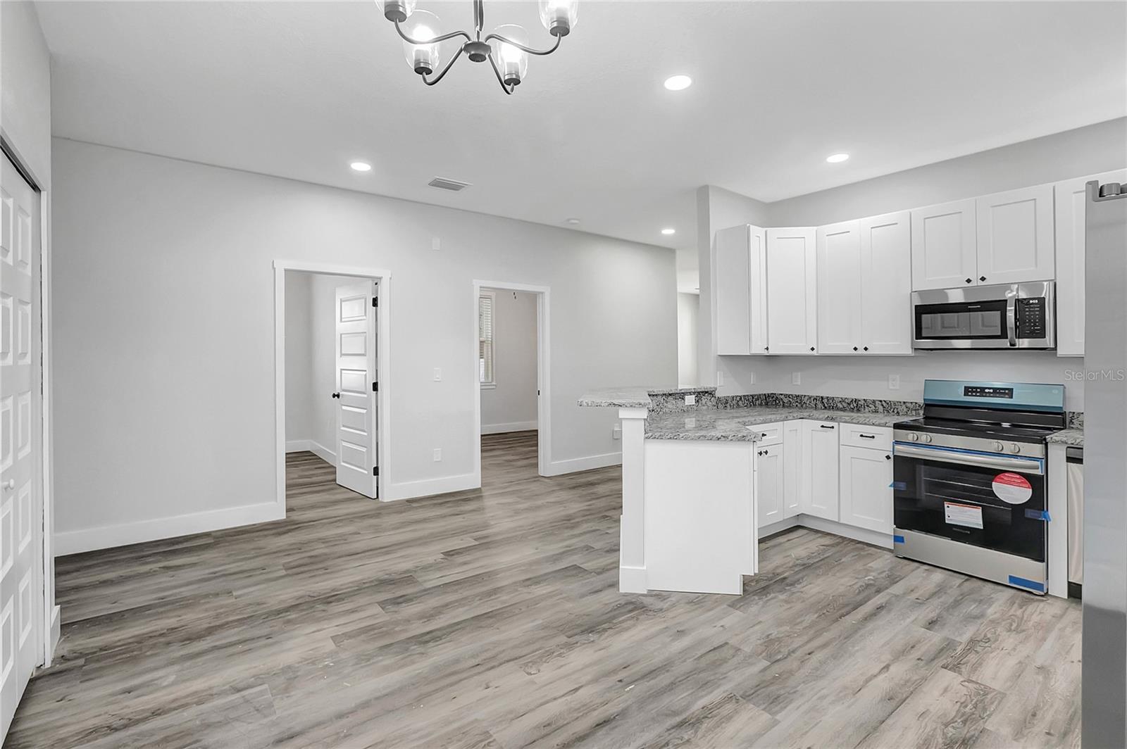 3206 E 38TH AVE, TAMPA, FL, 33610