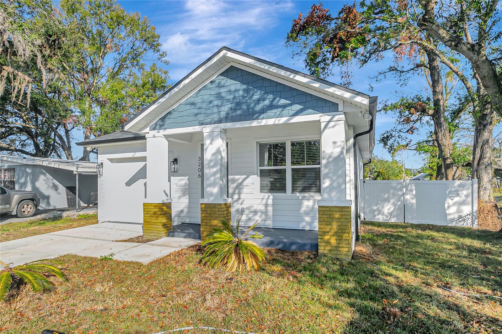3206 E 38TH AVE, TAMPA, FL, 33610
