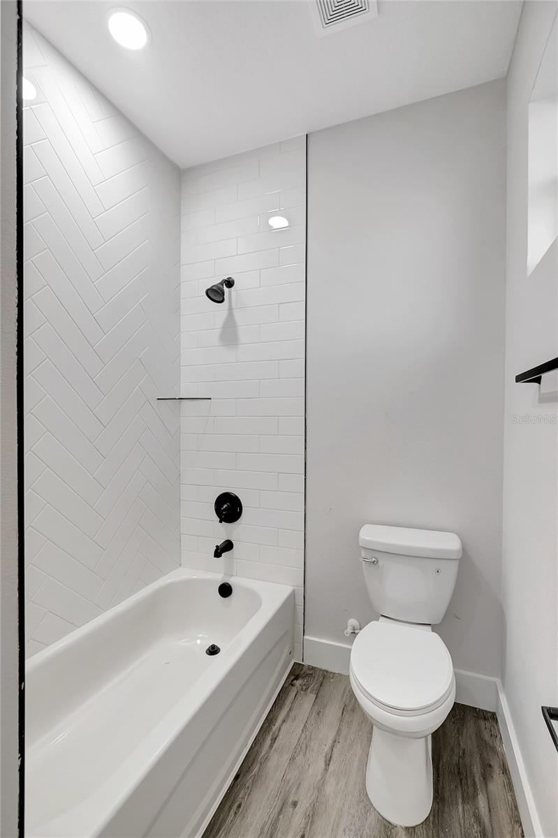 3206 E 38TH AVE, TAMPA, FL, 33610
