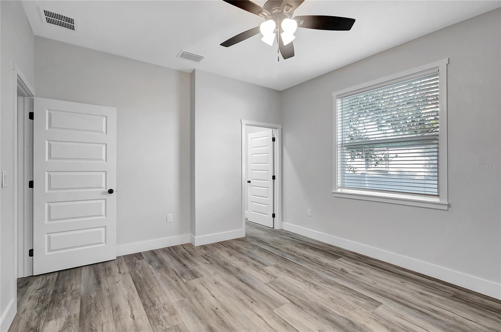 3206 E 38TH AVE, TAMPA, FL, 33610