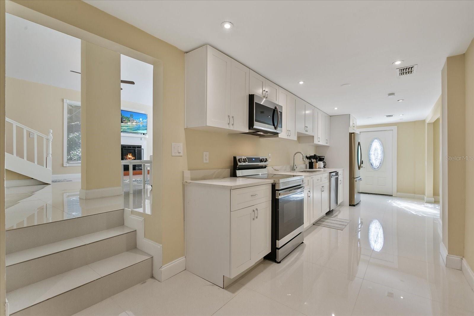 7803 CADILLAC AVE, HUDSON, FL, 34667