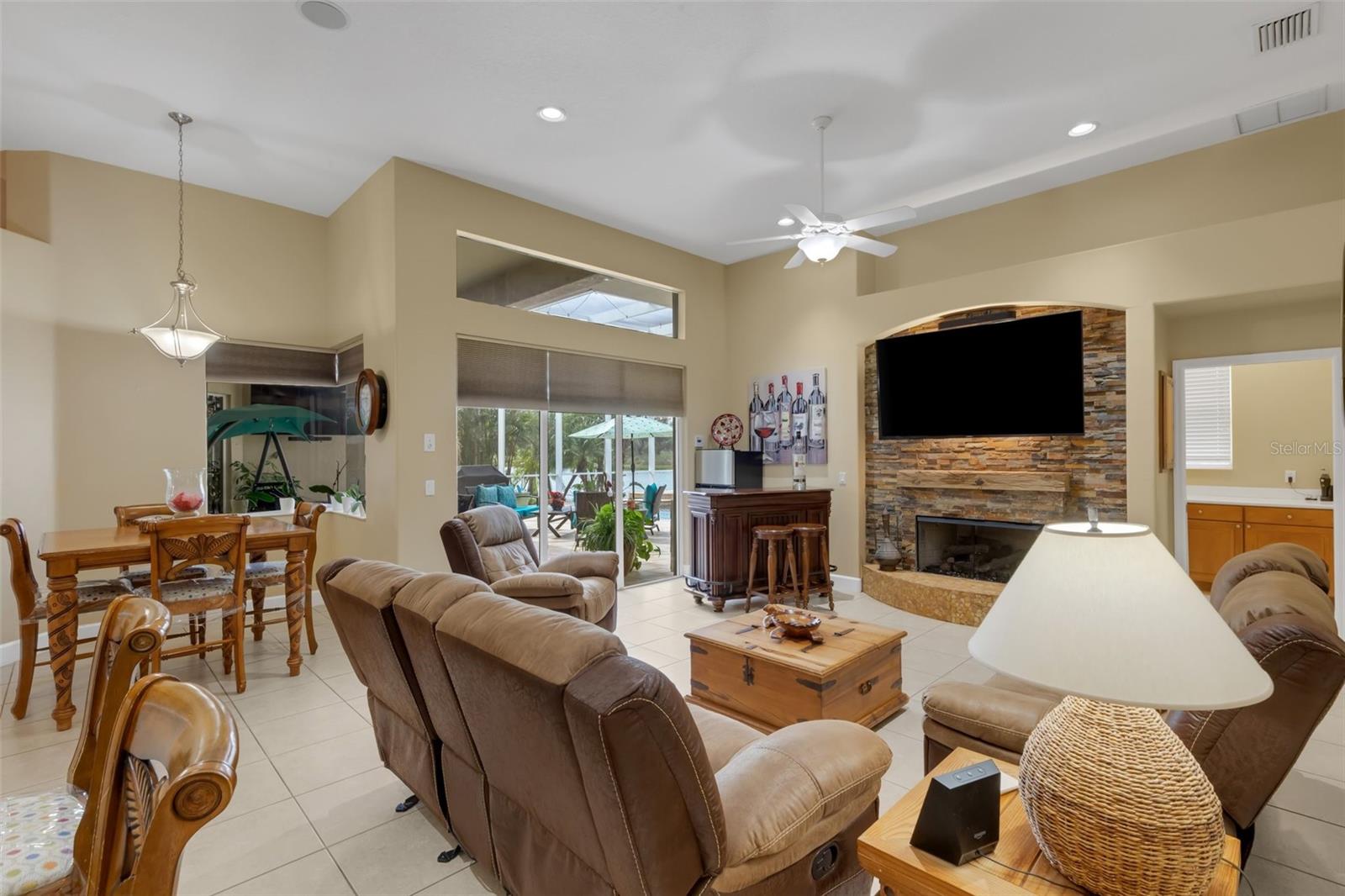 2500 FARMS CT, SARASOTA, FL, 34240