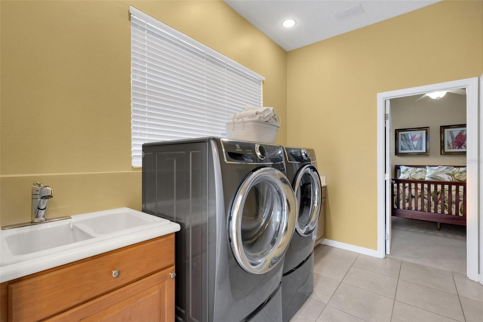 2500 FARMS CT, SARASOTA, FL, 34240