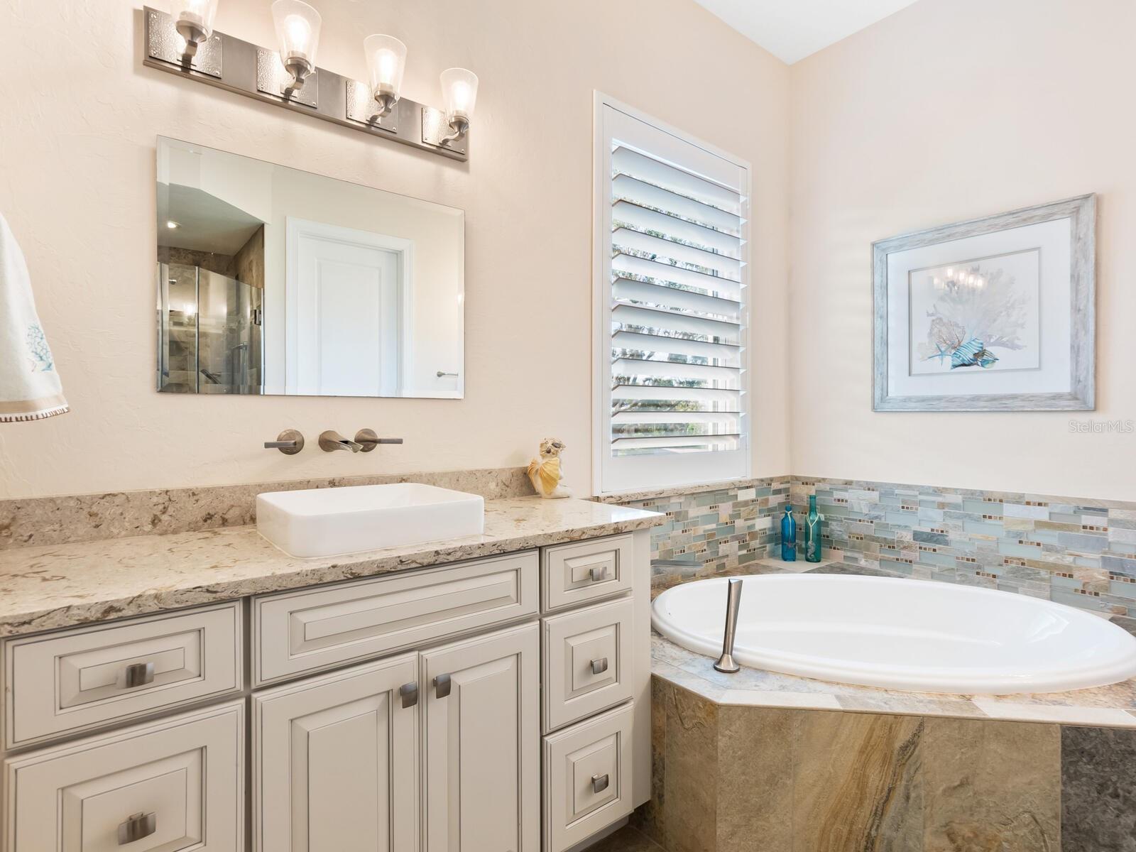 12334 BAYPOINTE TER, CORTEZ, FL, 34215