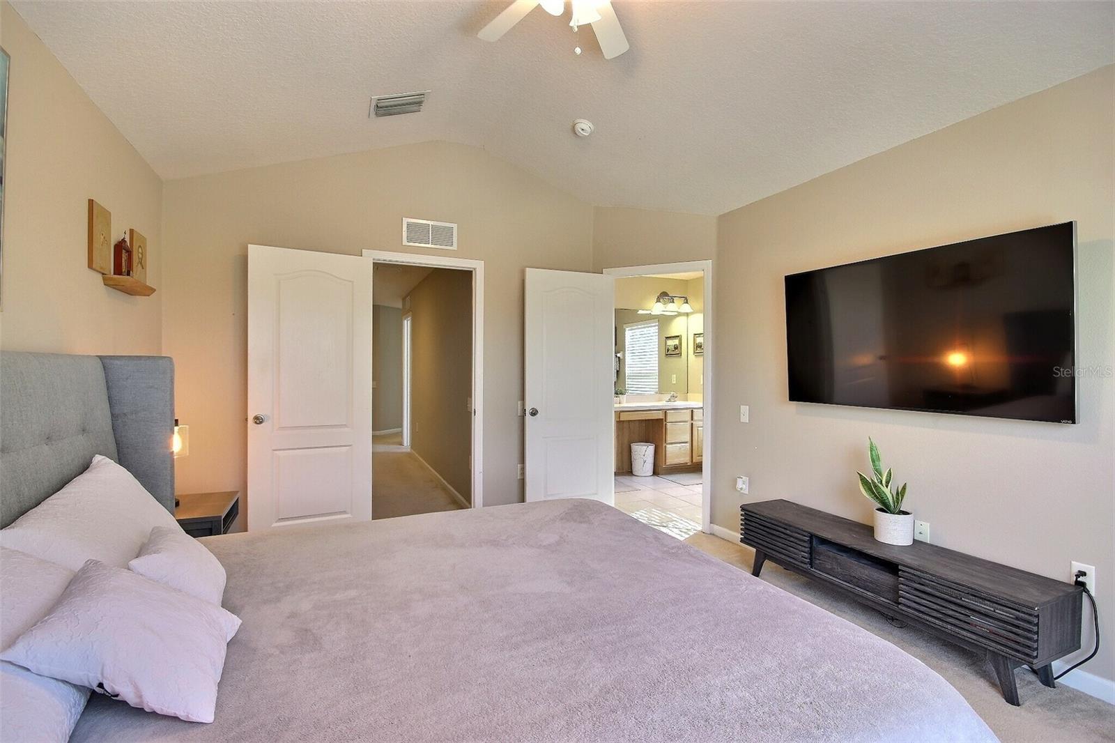 8238 72ND ST E, BRADENTON, FL, 34201