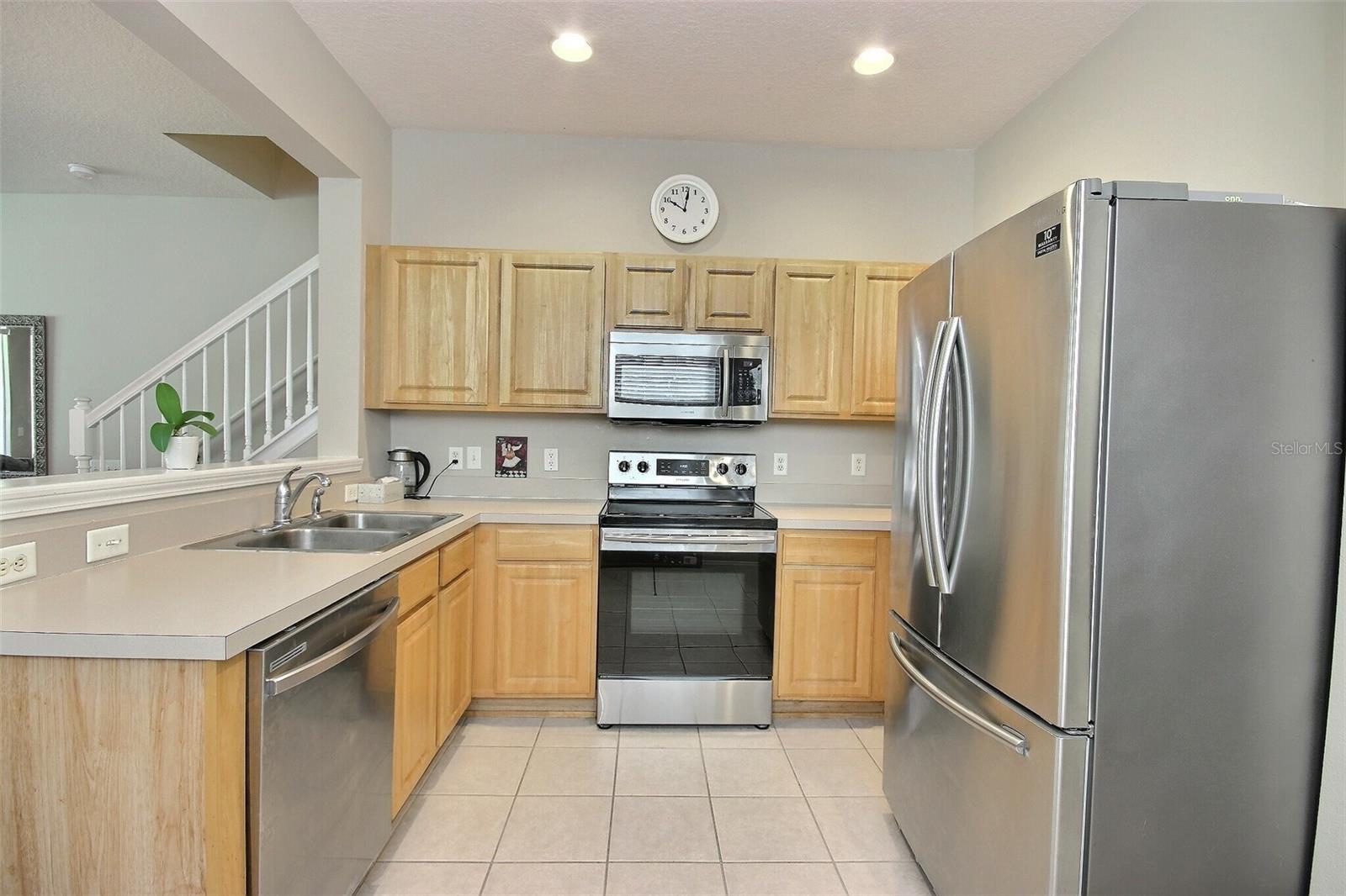 8238 72ND ST E, BRADENTON, FL, 34201