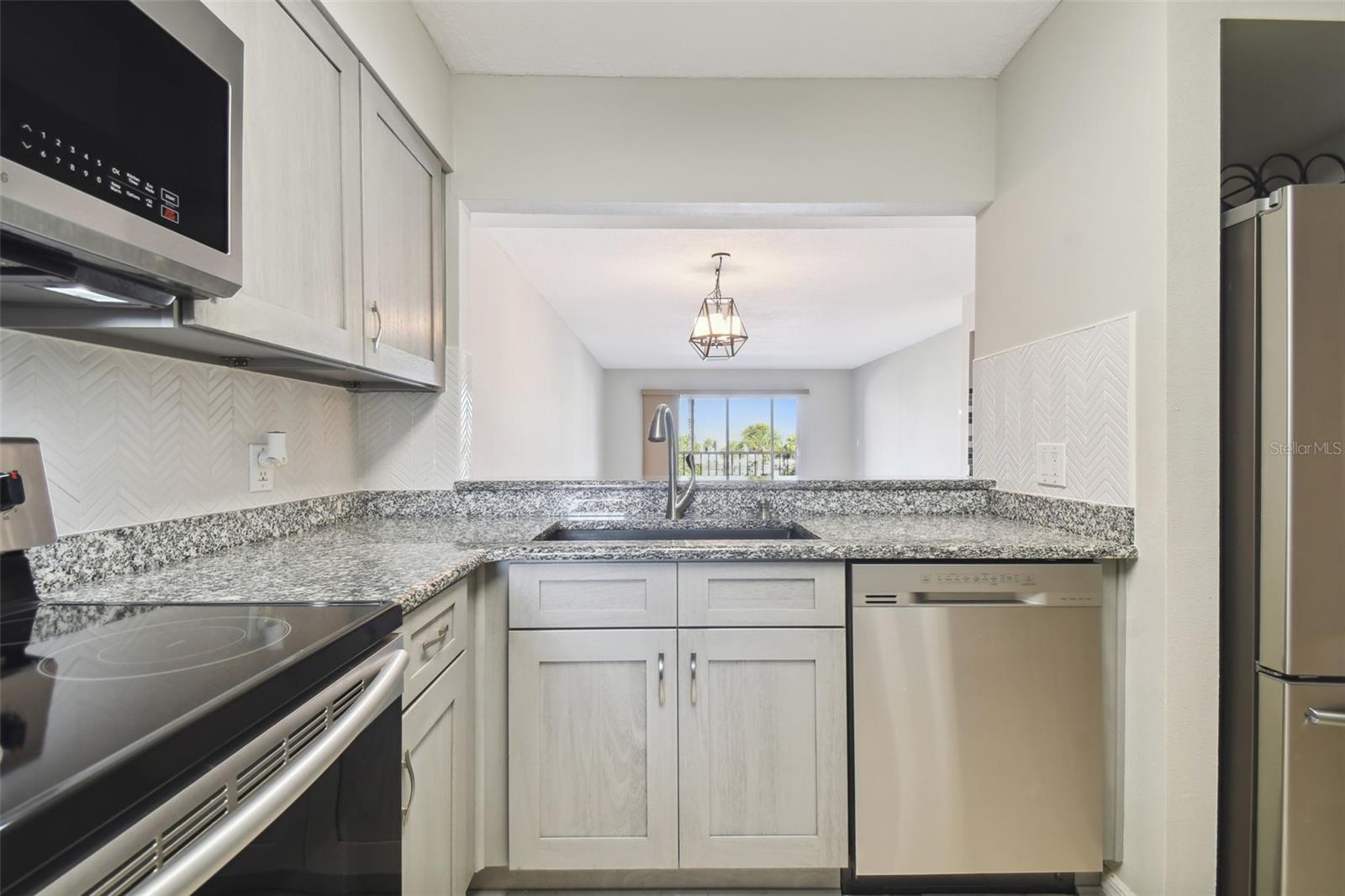 5557 SEA FOREST DR #214, NEW PORT RICHEY, FL, 34652