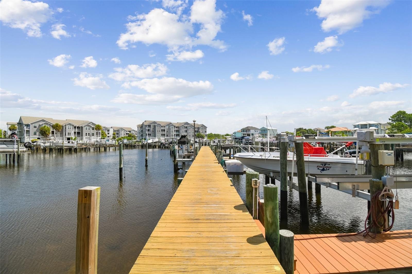 5557 SEA FOREST DR #214, NEW PORT RICHEY, FL, 34652