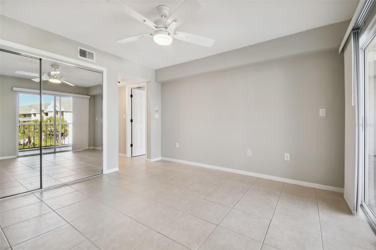 5557 SEA FOREST DR #214, NEW PORT RICHEY, FL, 34652